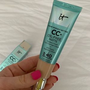 It cosmetics Matte CC cream